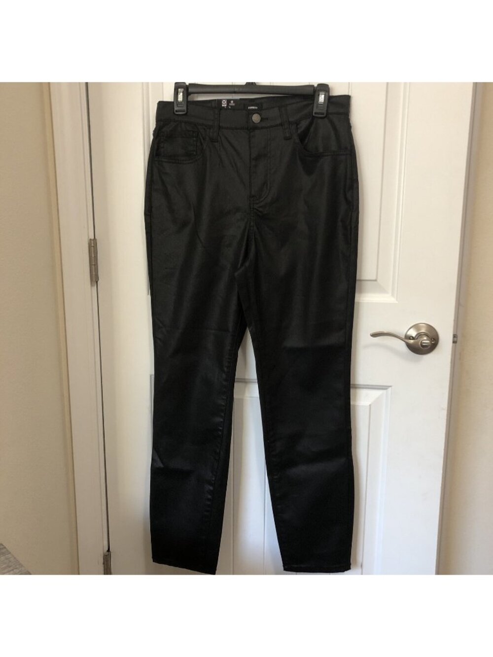 Express Women's Skinny Jeans Size 12 Coated Black
